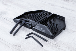 Klucze imbusowe calowe/metryczne 30 szt. BGS Technic