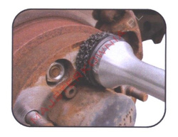 Szczotka obrotowa do czyszczenia piast kół Muller