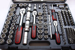 Zestaw kluczy nasadowych 195 elementów KS Tools 917.0795