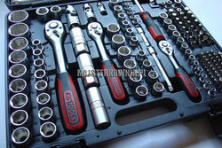 Zestaw kluczy nasadowych 179 elementów. KS Tools 917.0779