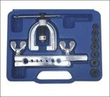 Przyrząd do zarabiania przewodów BGS Technic