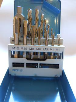 ZESTAW GWINTOWNIKÓW HSS-G + WIERTŁA 15 EL. M3-M12