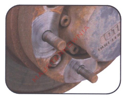 Szczotka obrotowa do czyszczenia piast kół Muller